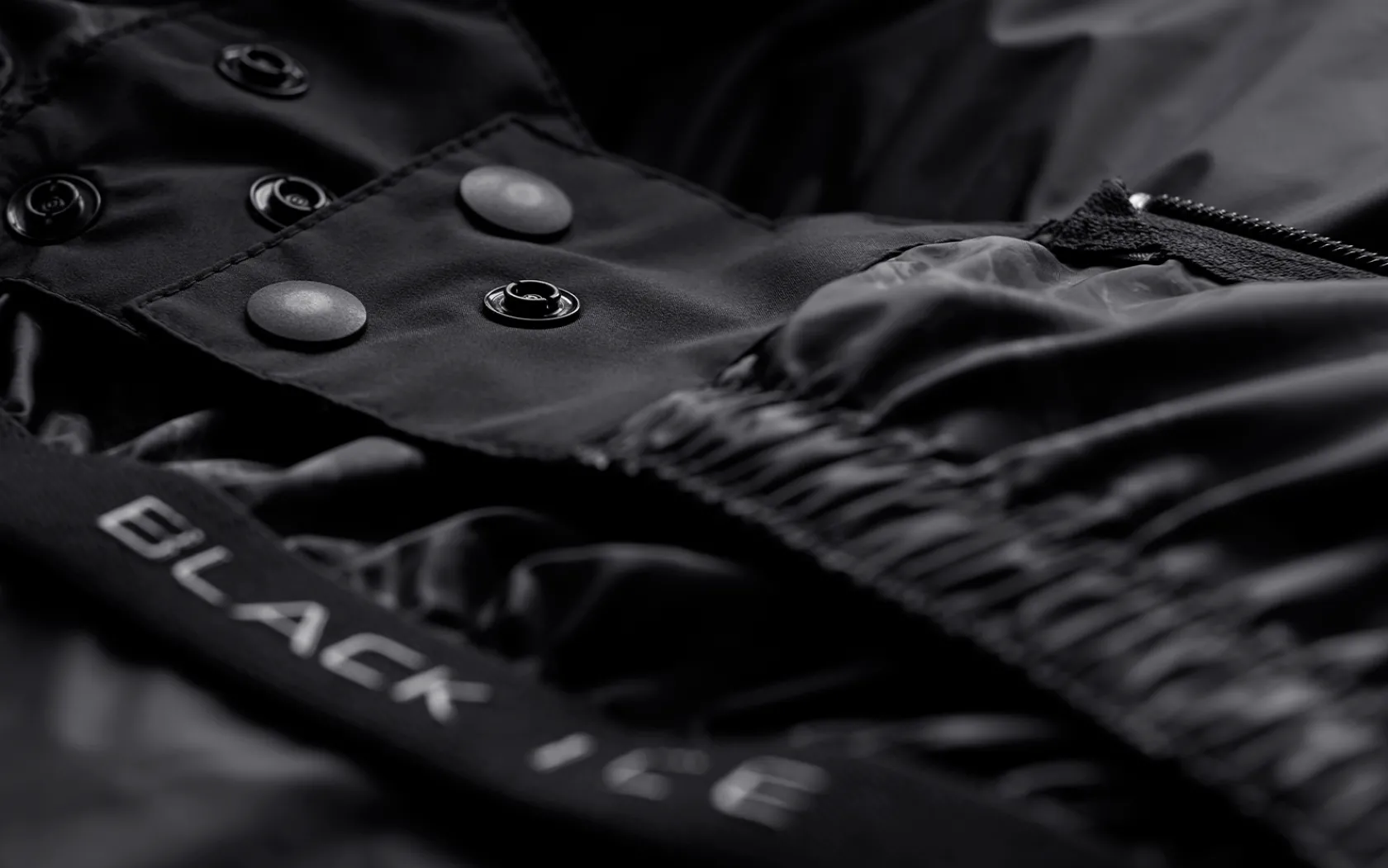 black_ice_gore_tex_down_p_5.webp Sail Racing BLACK ICE GORE TEX DOWN PARKA