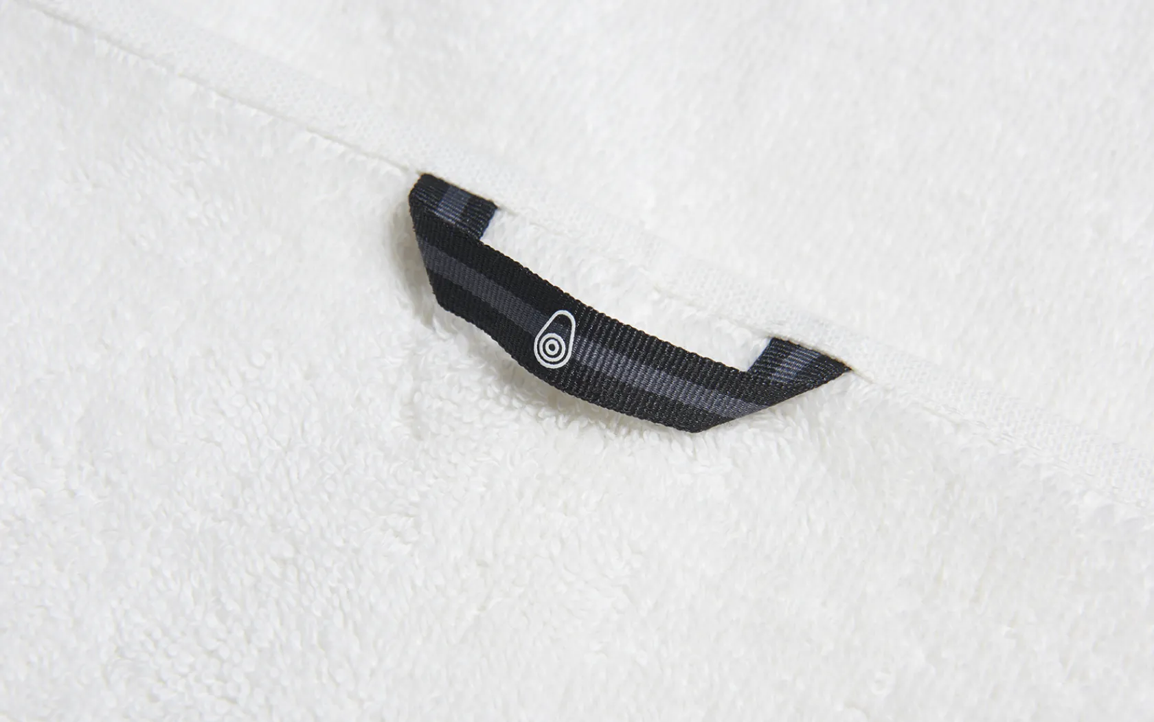 bowman_towel_1-4.webp Sail Racing BOWMAN TOWEL