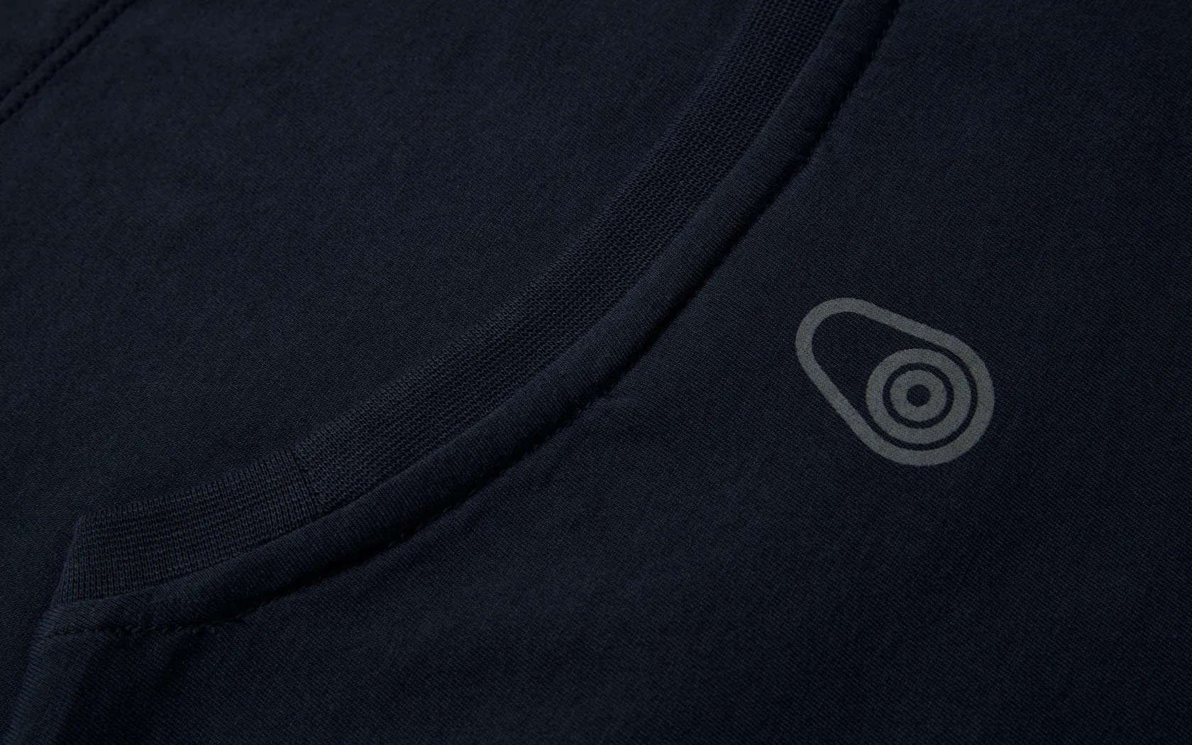 logo_ls_tee_3.webp Sail Racing LOGO LS TEE