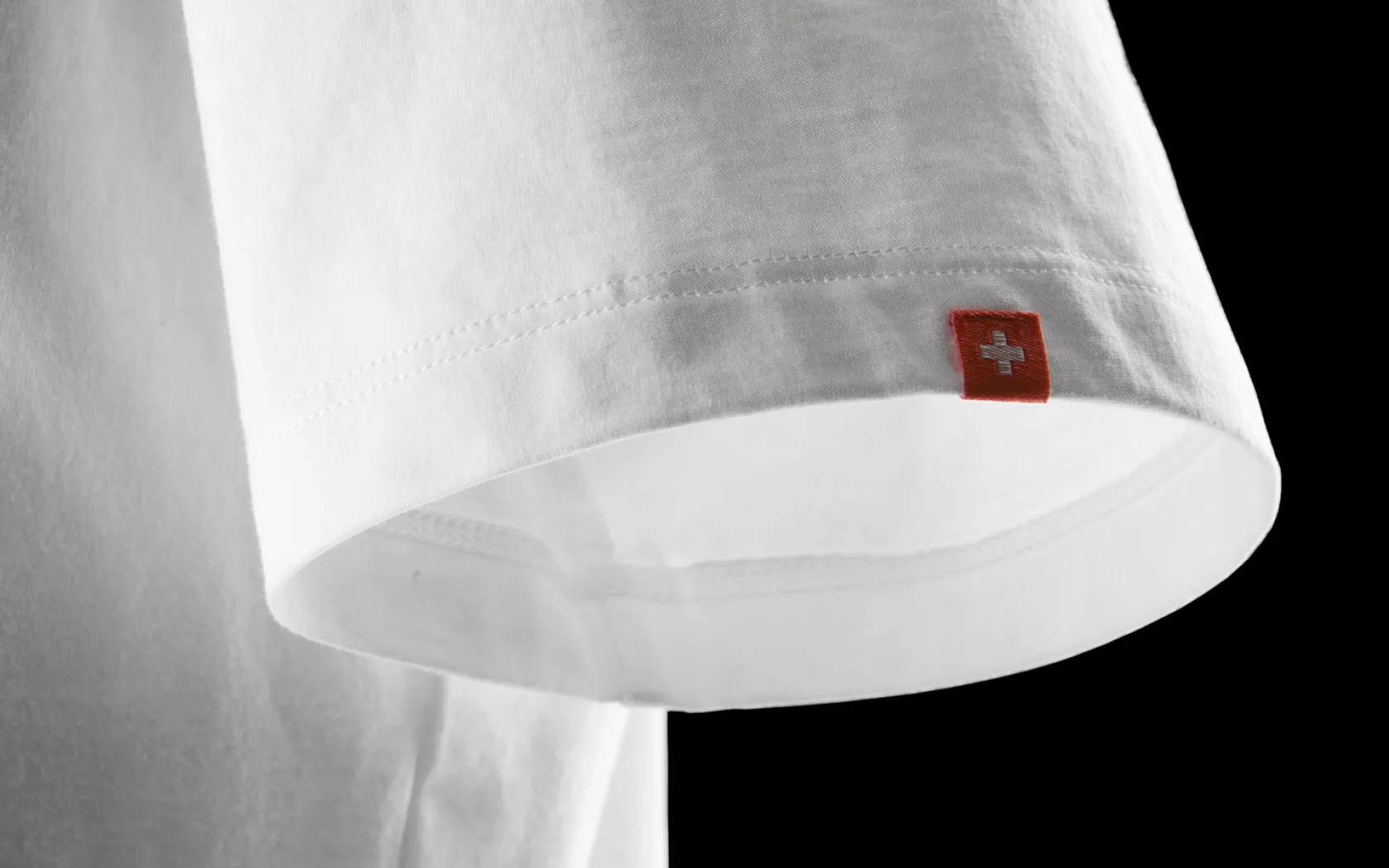 logo_tee_3-1.webp Sail Racing LOGO TEE