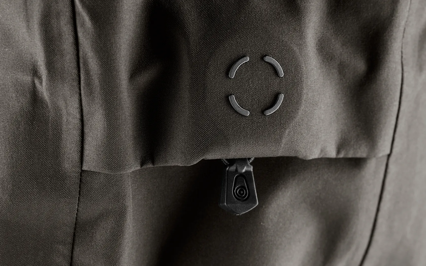 race_gore_tex_jacket_3-1.webp Sail Racing RACE GORE TEX JACKET