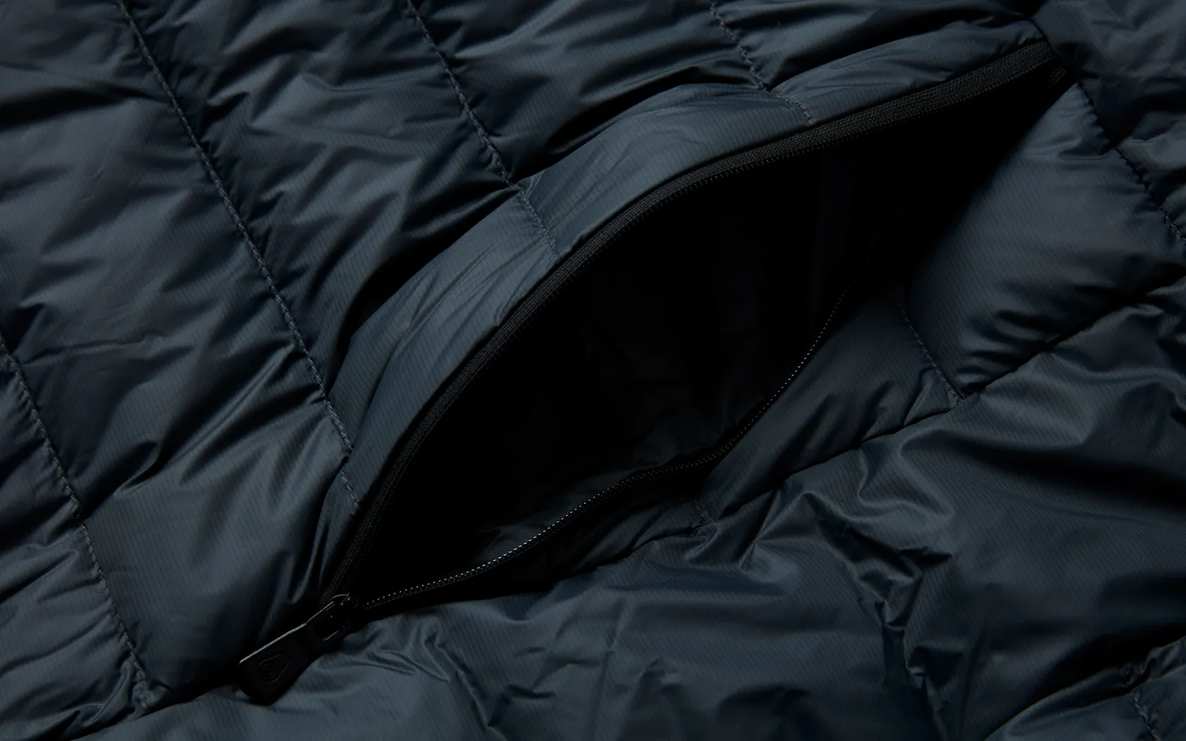 spray_down_jacket_4-1.webp Sail Racing SPRAY DOWN JACKET
