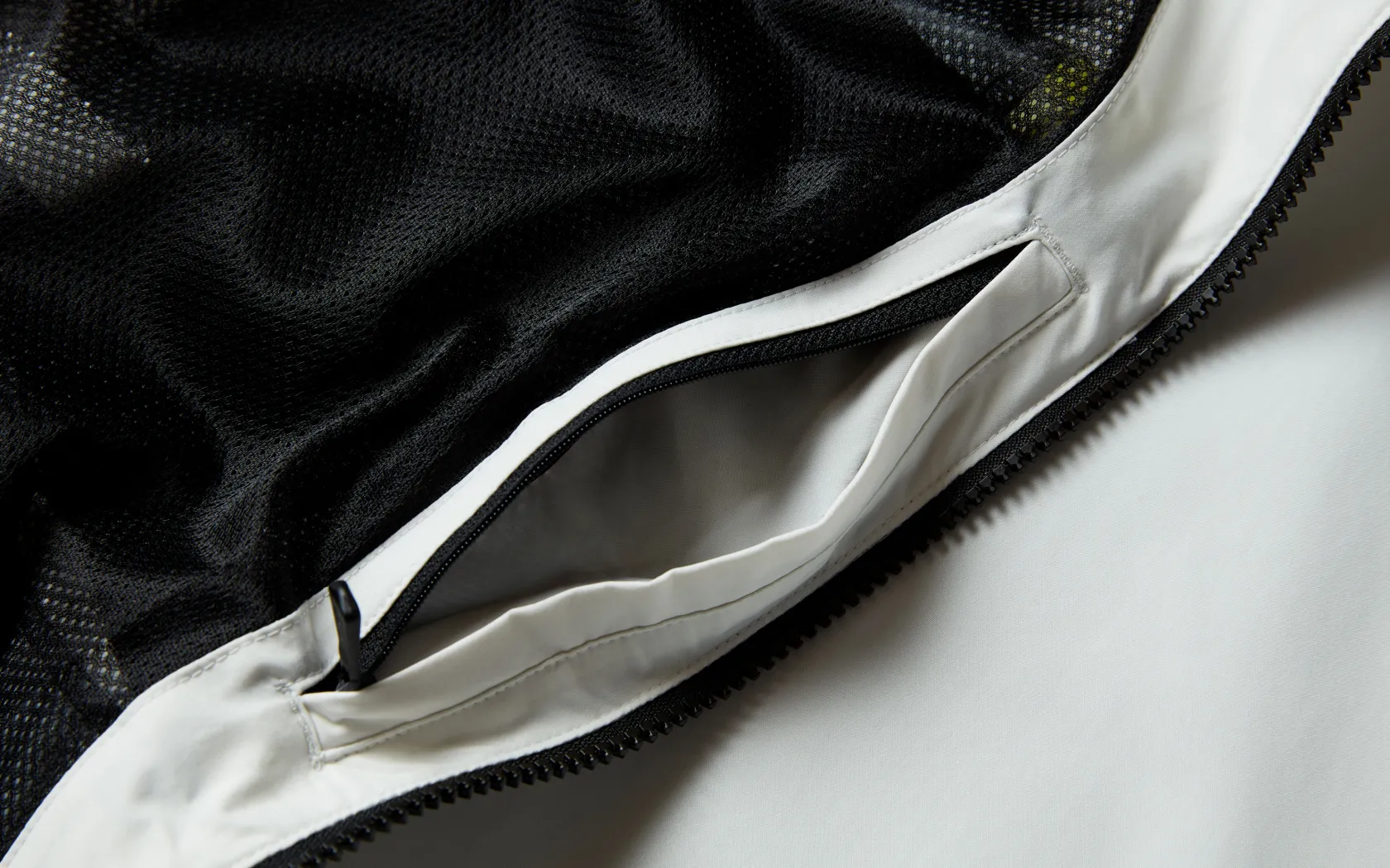 spray_jacket_4-2.webp Sail Racing SPRAY JACKET