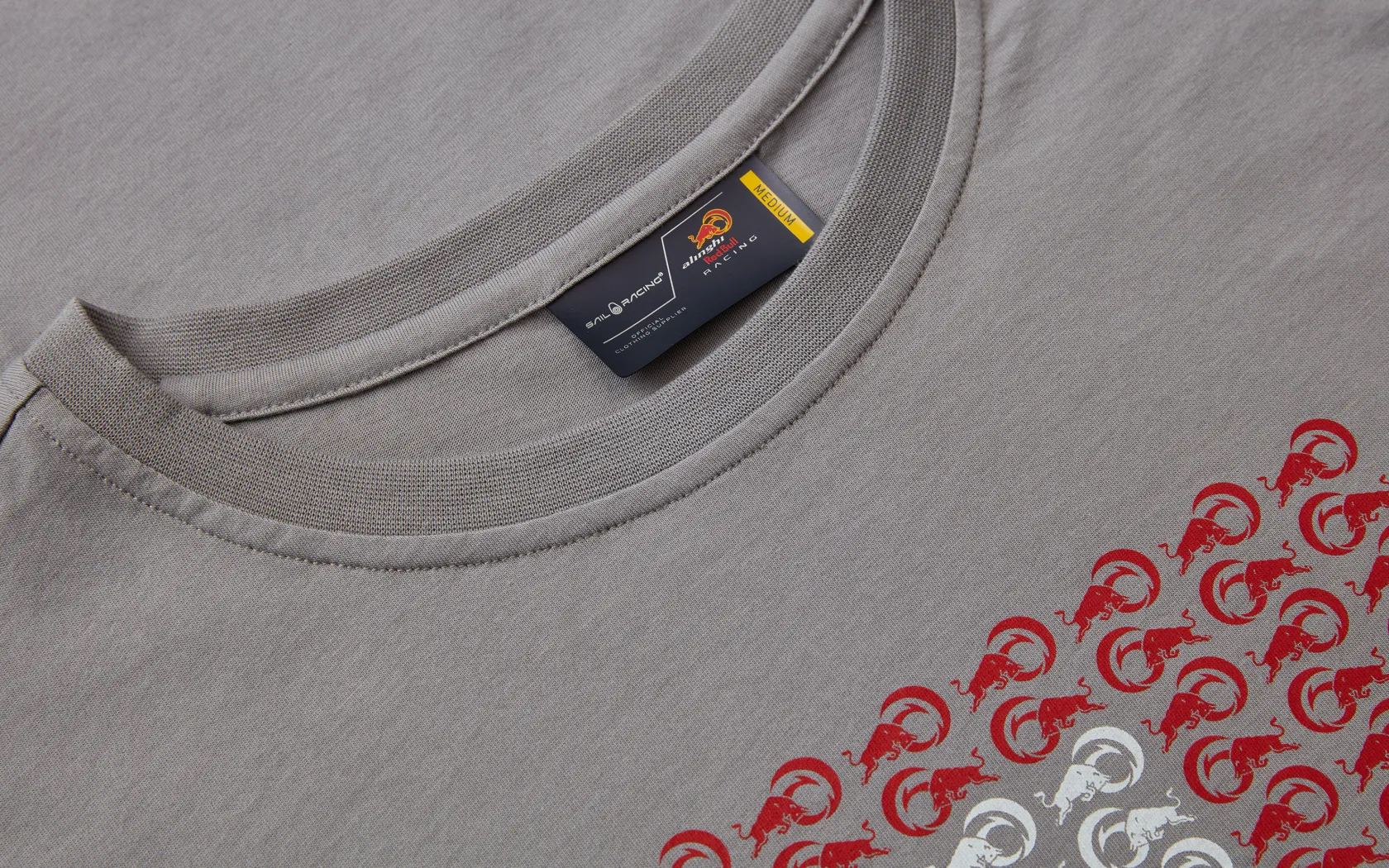 swiss_tee_2.webp Sail Racing SWISS TEE