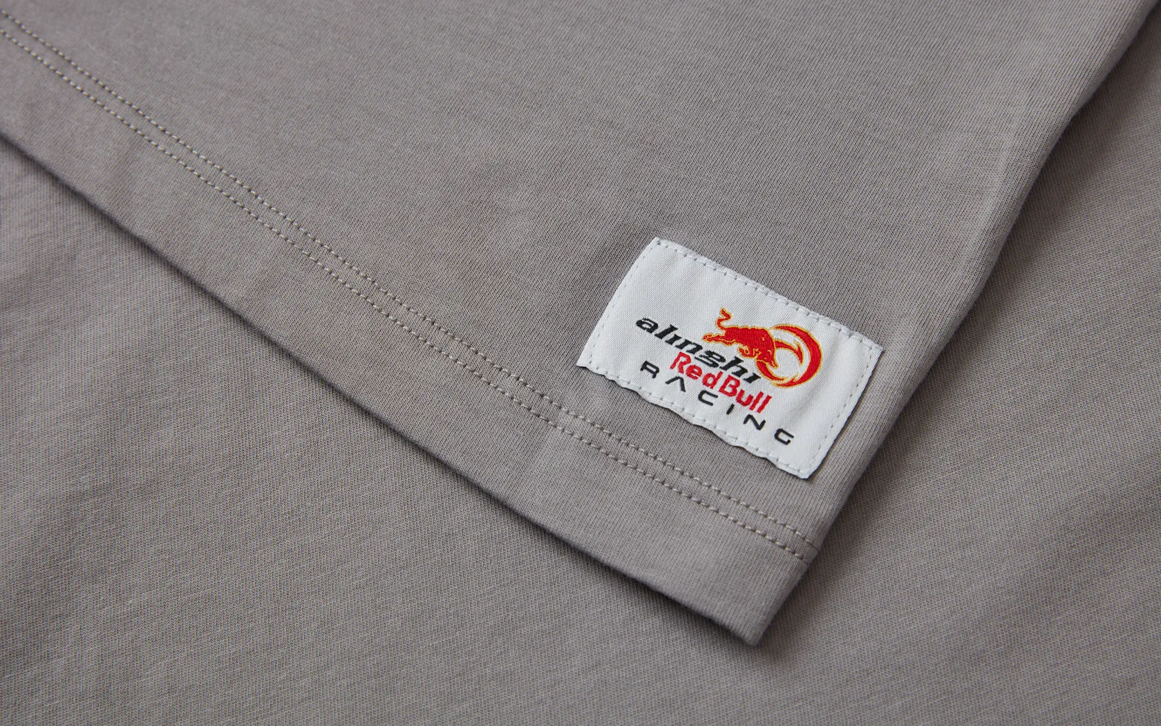 swiss_tee_4.webp Sail Racing SWISS TEE