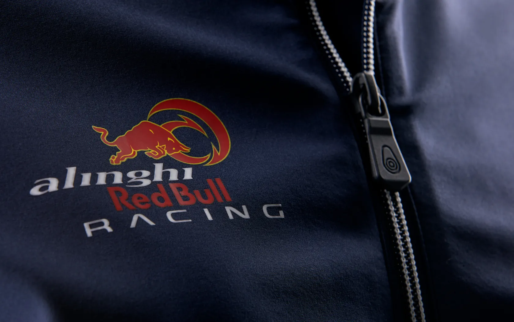 w_arbr_softshell_jacket_2.webp Sail Racing W ARBR SOFTSHELL JACKET