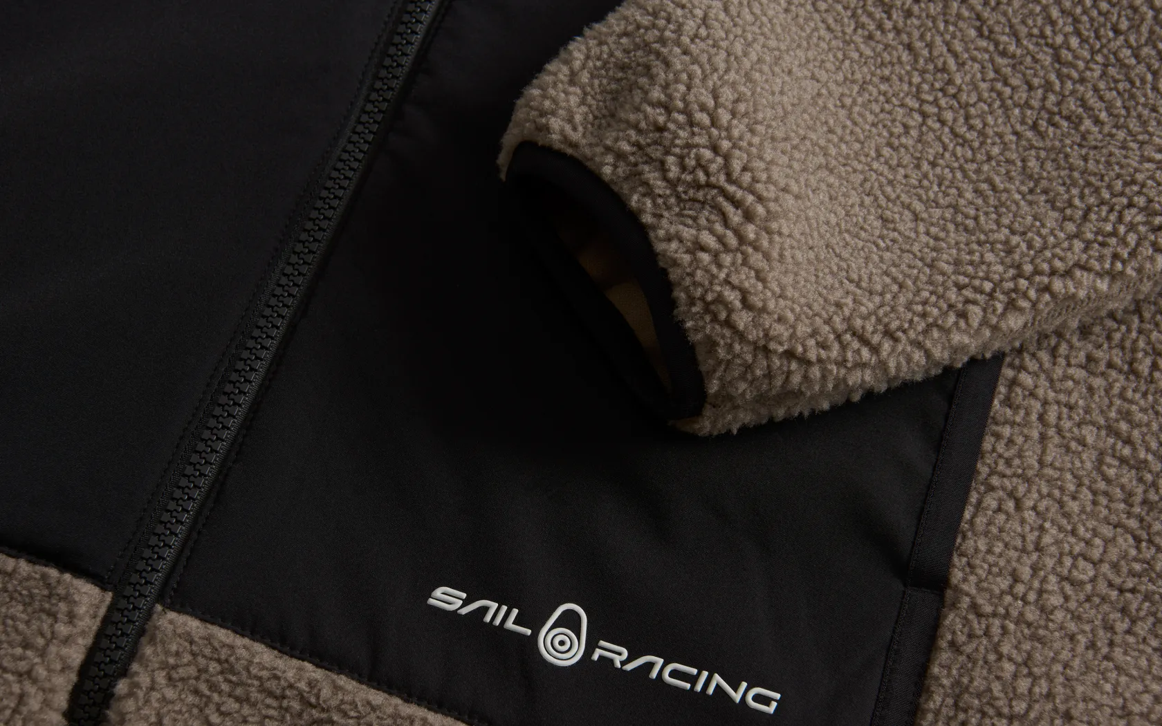 w_gale_pile_zip_jacket_3-1.webp Sail Racing W GALE PILE ZIP JACKET