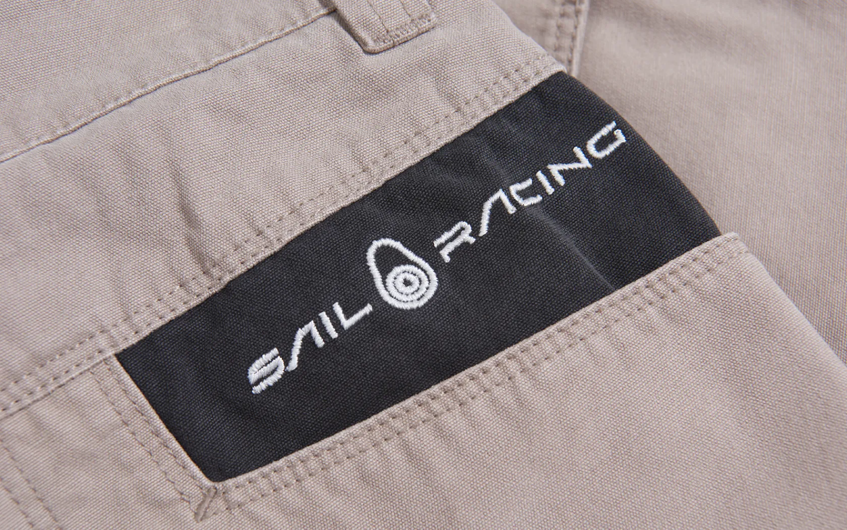 w_gale_shorts_3-2.webp Sail Racing W GALE SHORTS