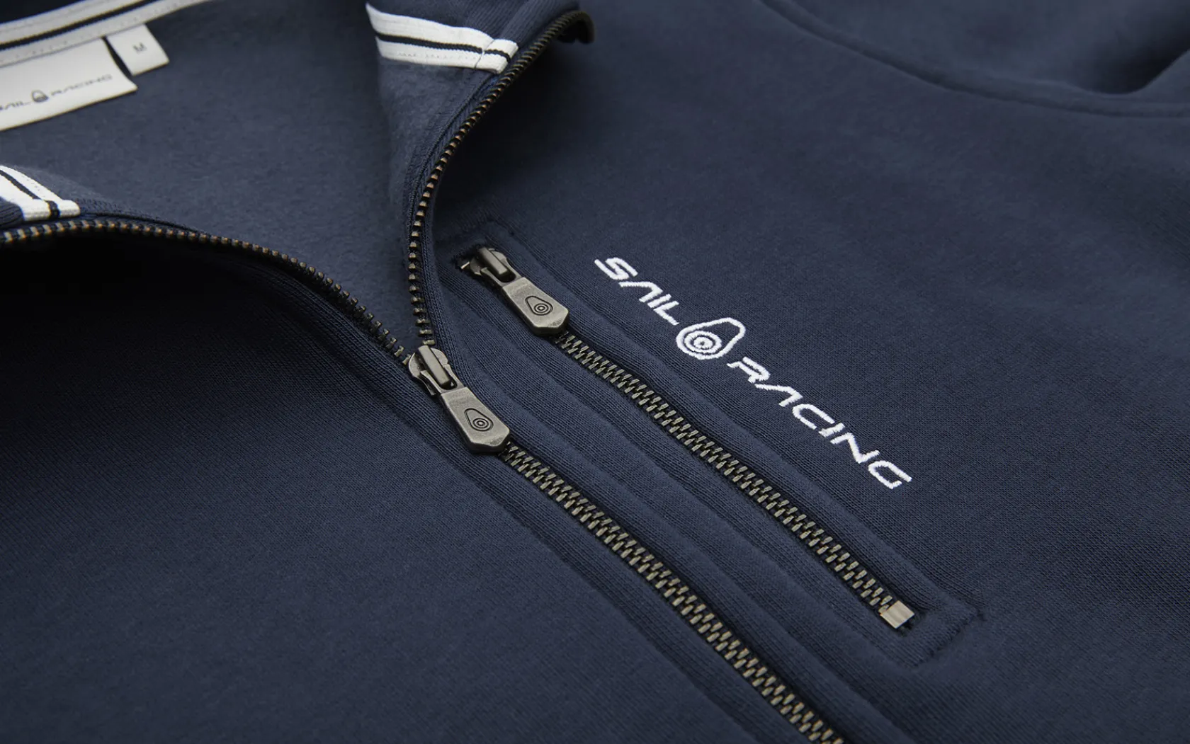 w_gale_zip_hood_3-3.webp Sail Racing W GALE ZIP HOOD