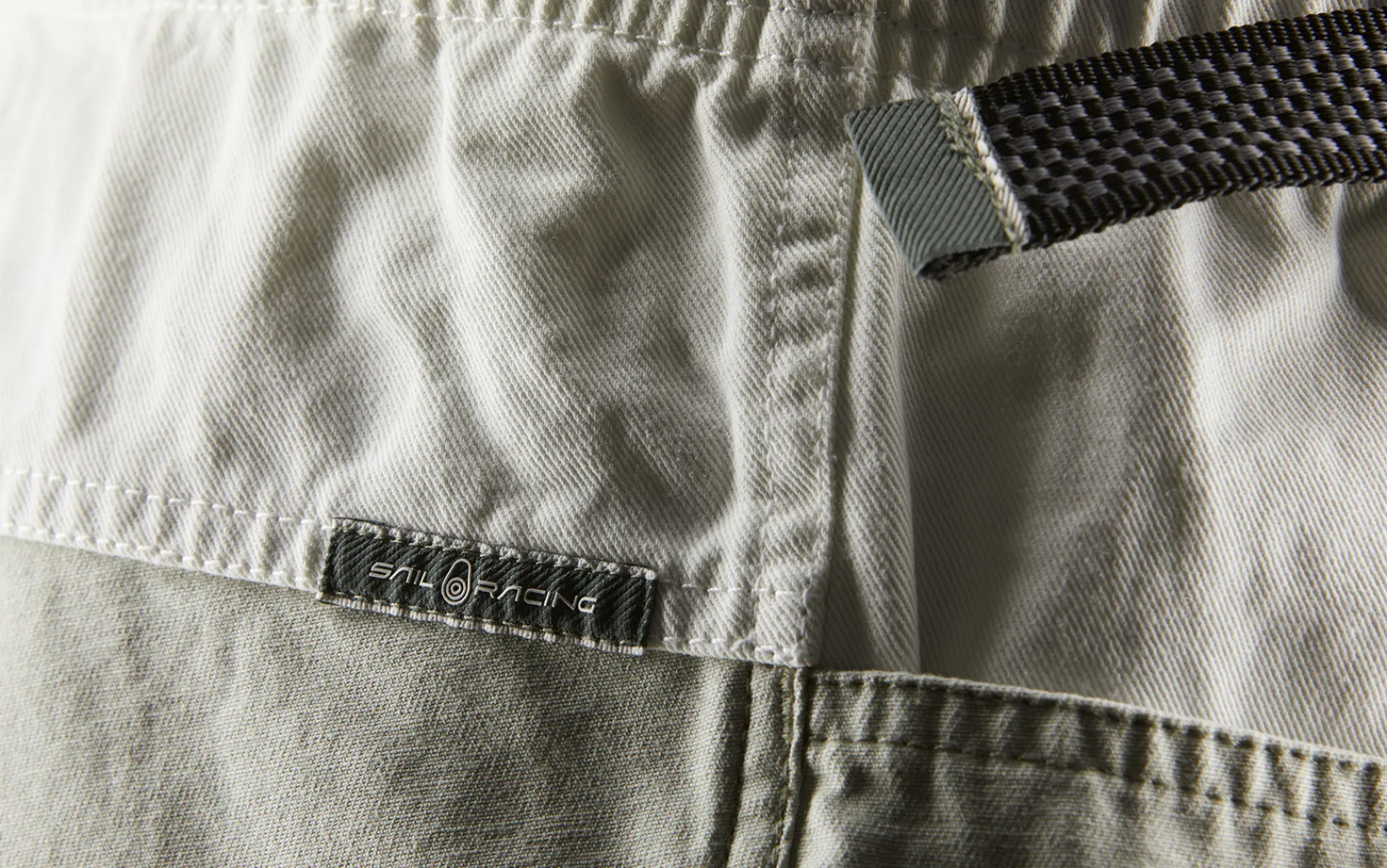 w_mist_blocked_shorts_3.webp Sail Racing W MIST BLOCKED SHORTS