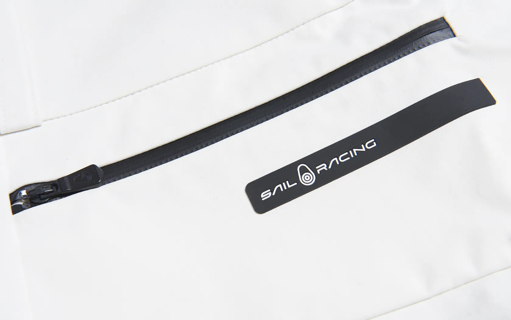 w_race_cargo_shorts_3-1.webp Sail Racing W RACE CARGO SHORTS
