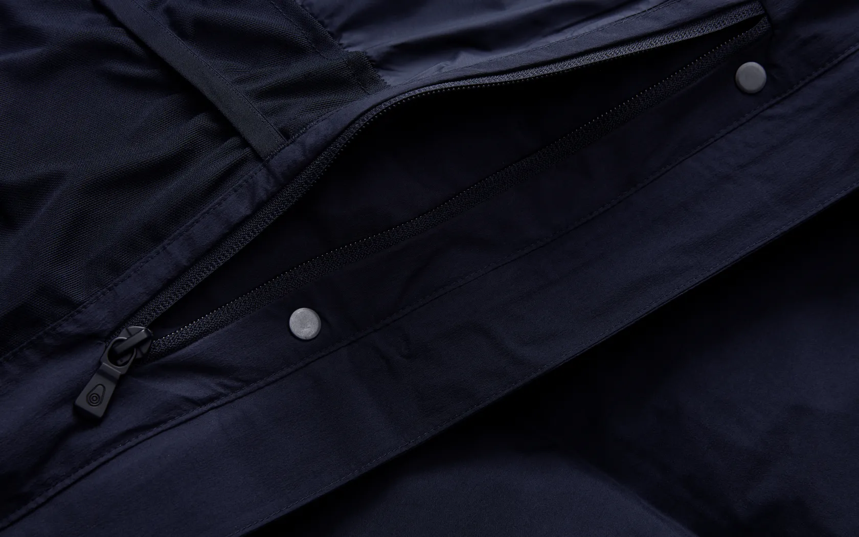 w_race_edition_down_coat_5-2.webp Sail Racing W RACE EDITION DOWN COAT