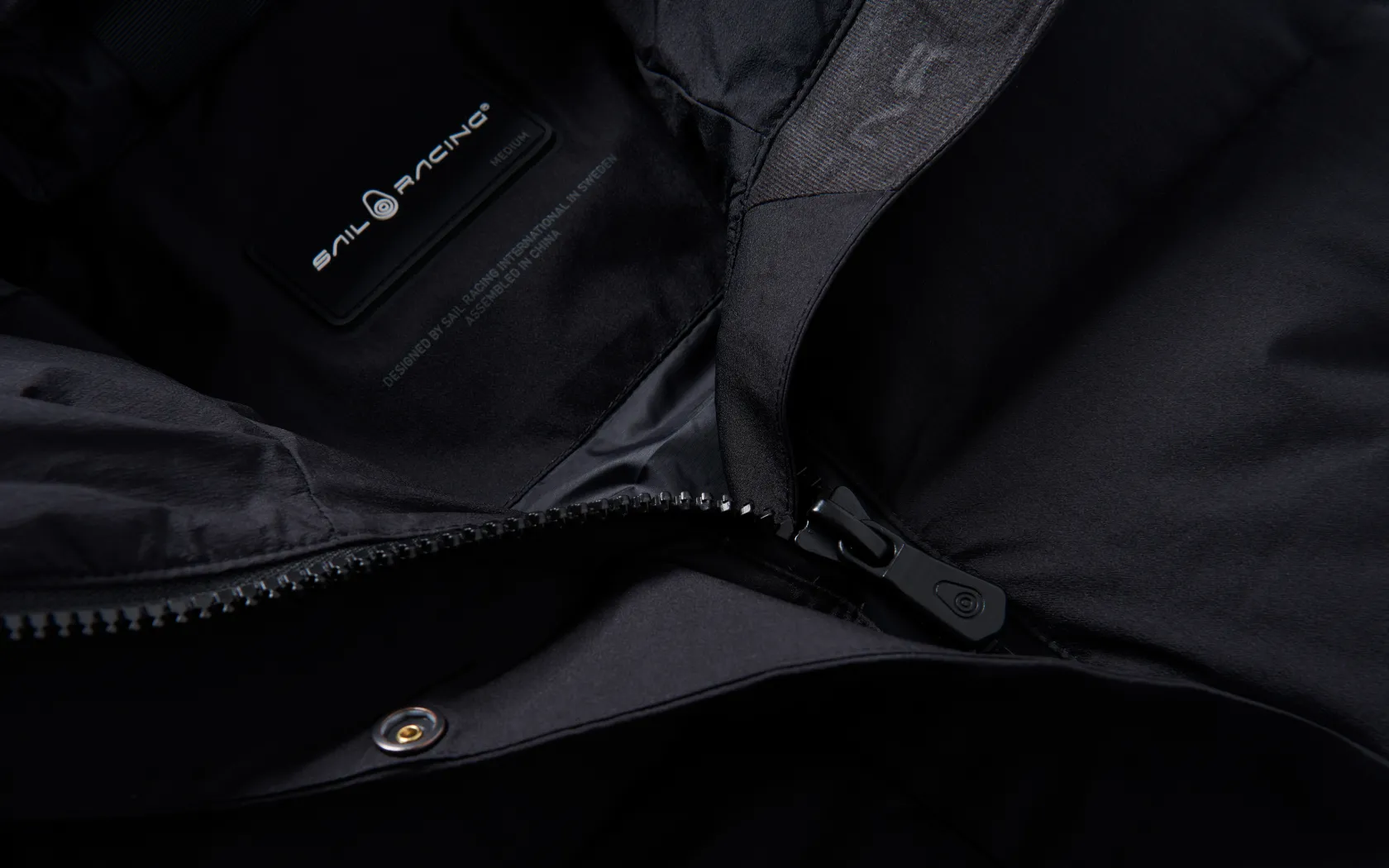w_race_edition_down_parka_2.webp Sail Racing W RACE EDITION DOWN PARKA