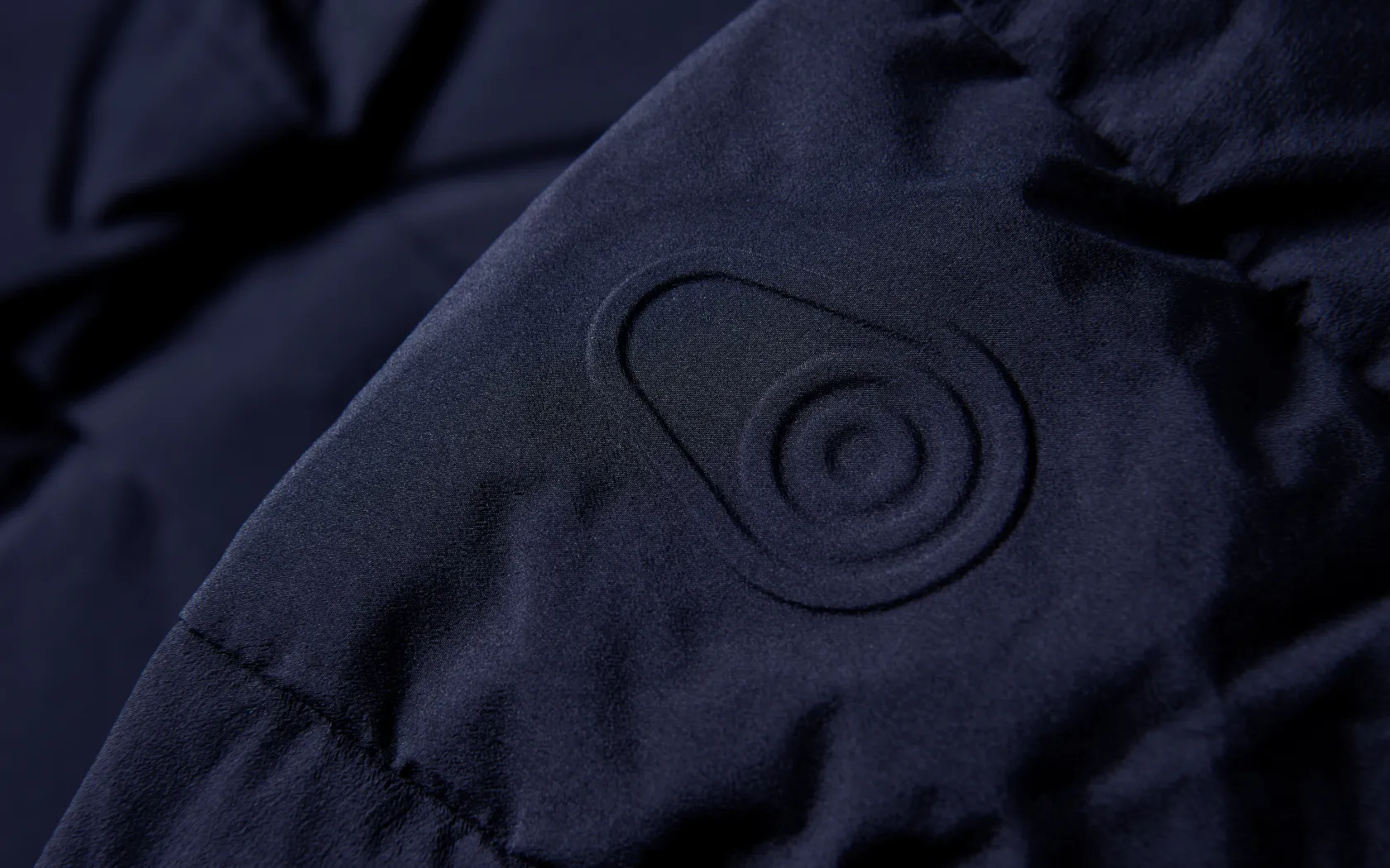 w_race_edition_down_parka_4-2.webp Sail Racing W RACE EDITION DOWN PARKA