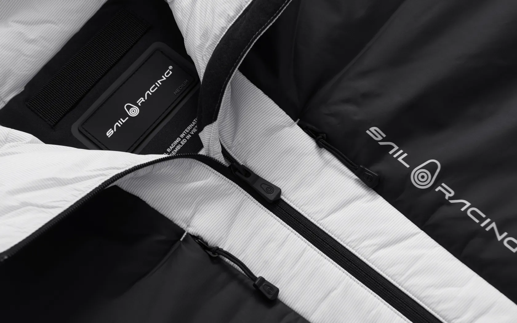 w_spray_primaloft_jacket_2-1.webp Sail Racing W SPRAY PRIMALOFT JACKET
