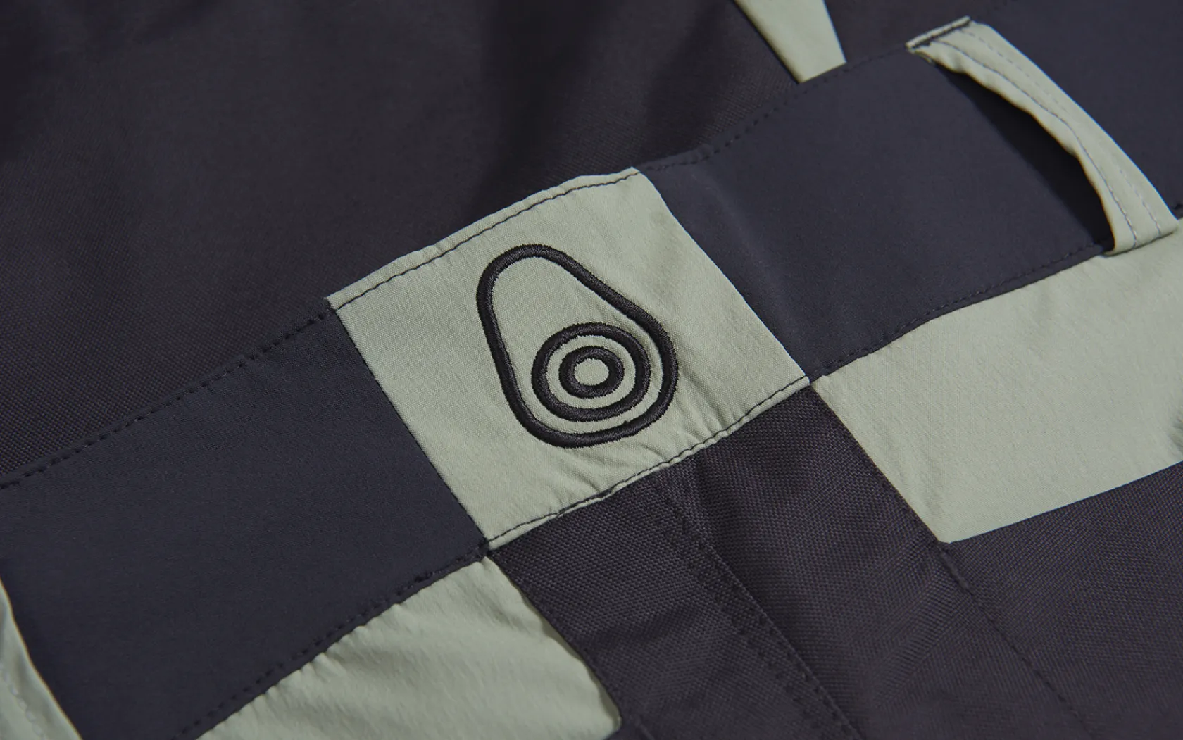 w_spray_tech_shorts_3.webp Sail Racing W SPRAY TECH SHORTS