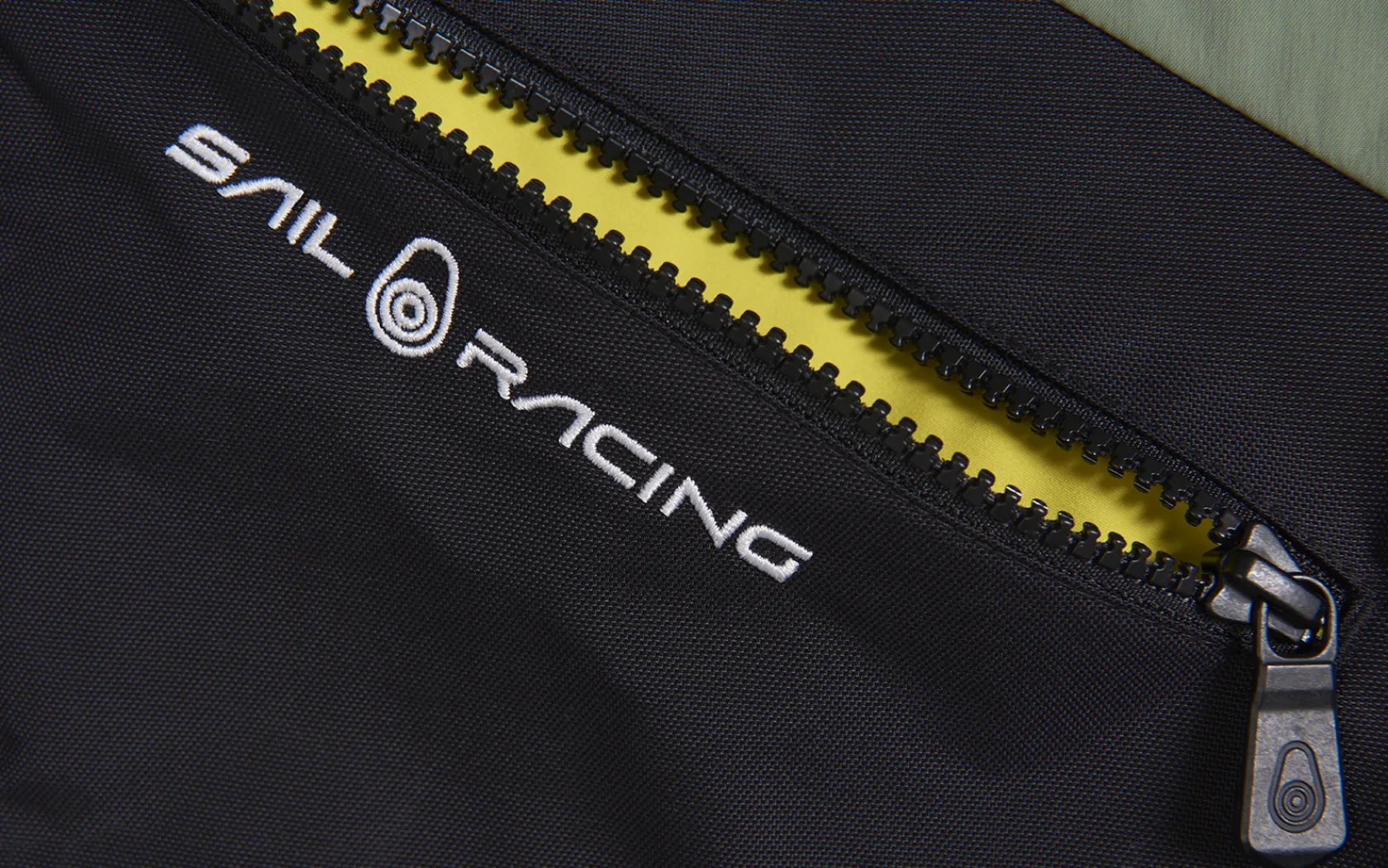 w_spray_tech_shorts_5.webp Sail Racing W SPRAY TECH SHORTS